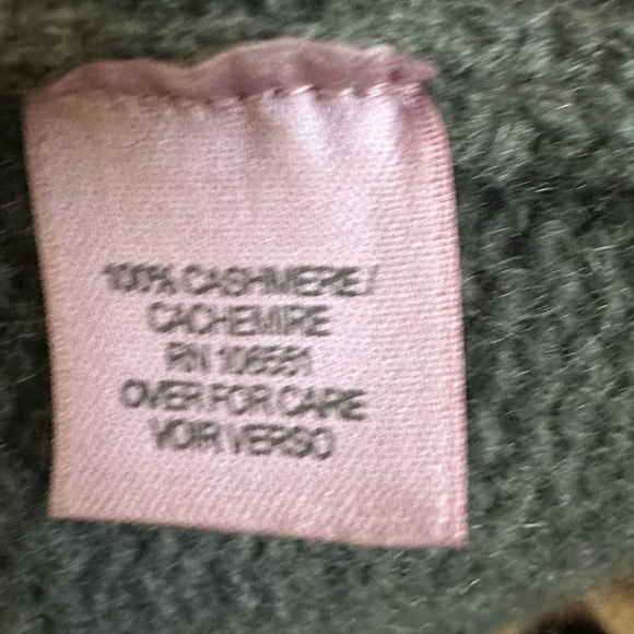 Calypso St. Barth Cashmere kaftan cardigan vest. Grey Mélange. Size L - Picture 12 of 16